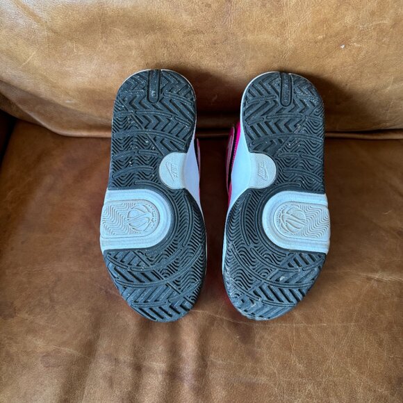 Nike Basketball Shoes, Youth - Picture 3 of 3